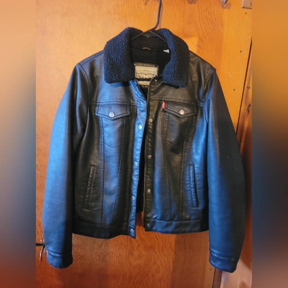 Levis black faux leather jacket size large